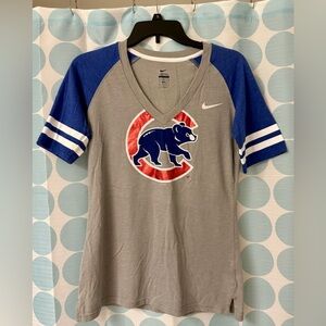 Chicago Cubs Women’s Shirt, Size M